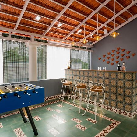 Elivaas 5 Bhk With Pvt Pool, Entertainment Room & Glass House - Bludoor Marmagao Exterior photo