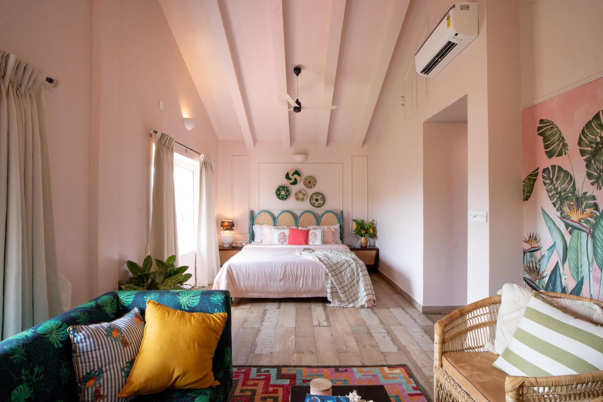Elivaas 5 Bhk With Pvt Pool, Entertainment Room & Glass House - Bludoor Marmagao Exterior photo